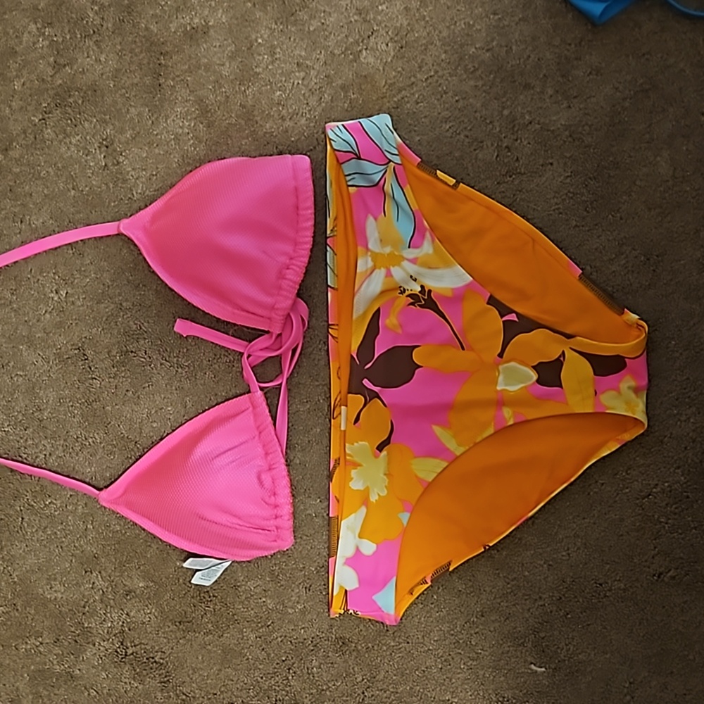 Bathing suit